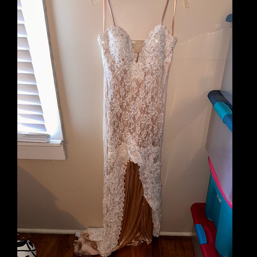 Prom/event/wedding dress